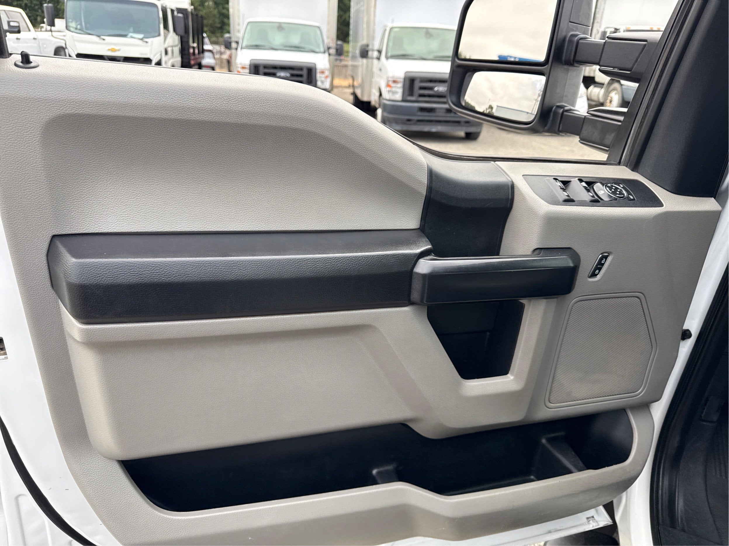 2020 Ford Super Duty F-550 DRW XL