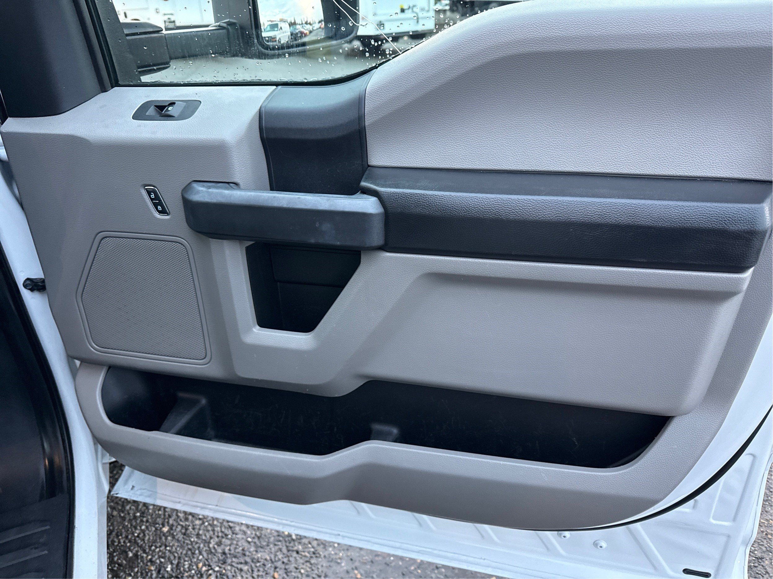 2017 Ford Super Duty F-350 DRW Lariat