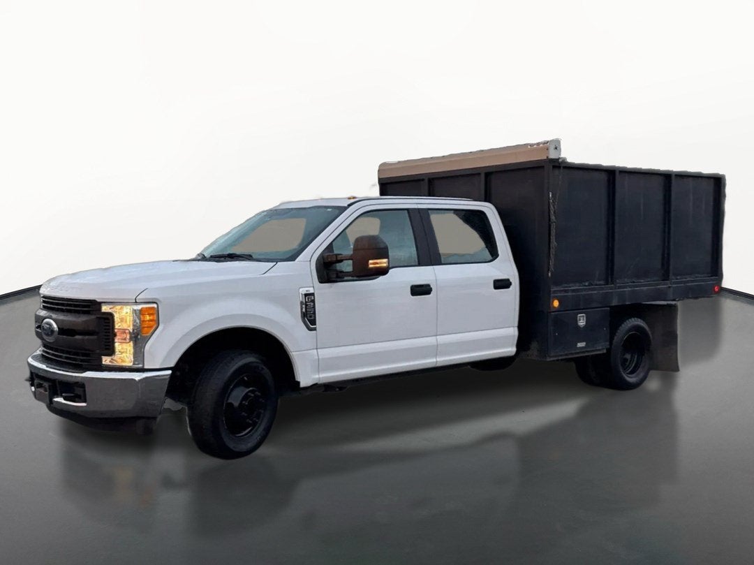 2017 Ford Super Duty F-350 DRW Lariat
