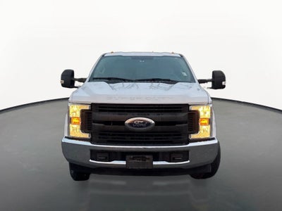 2017 Ford Super Duty F-350 DRW Lariat