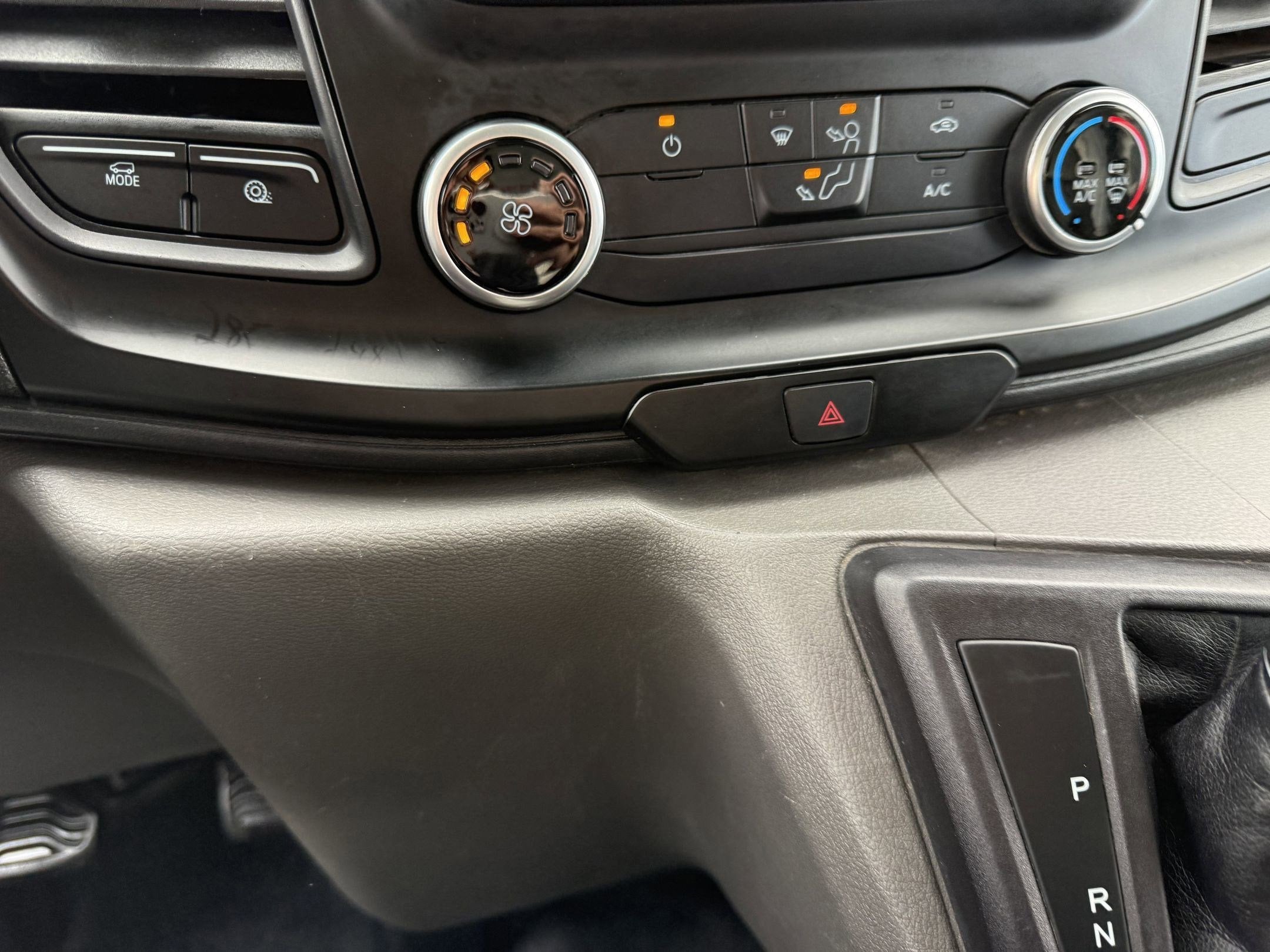 2022 Ford Transit Cutaway T350 RWD DRW 9950