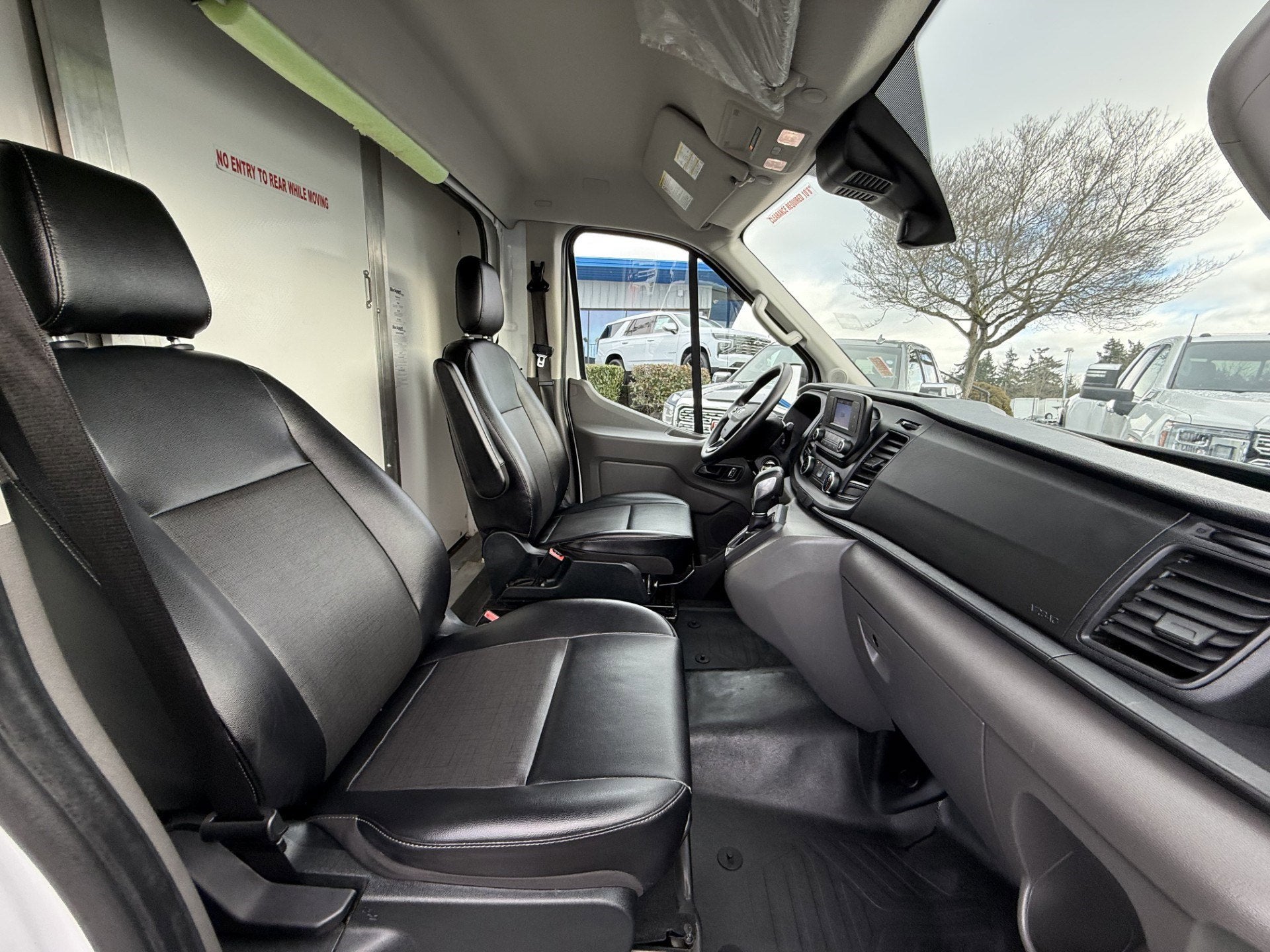 2022 Ford Transit Cutaway T350 RWD DRW 9950