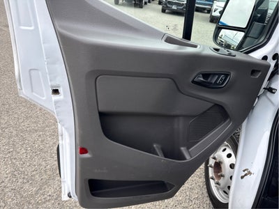 2022 Ford Transit Cutaway Base