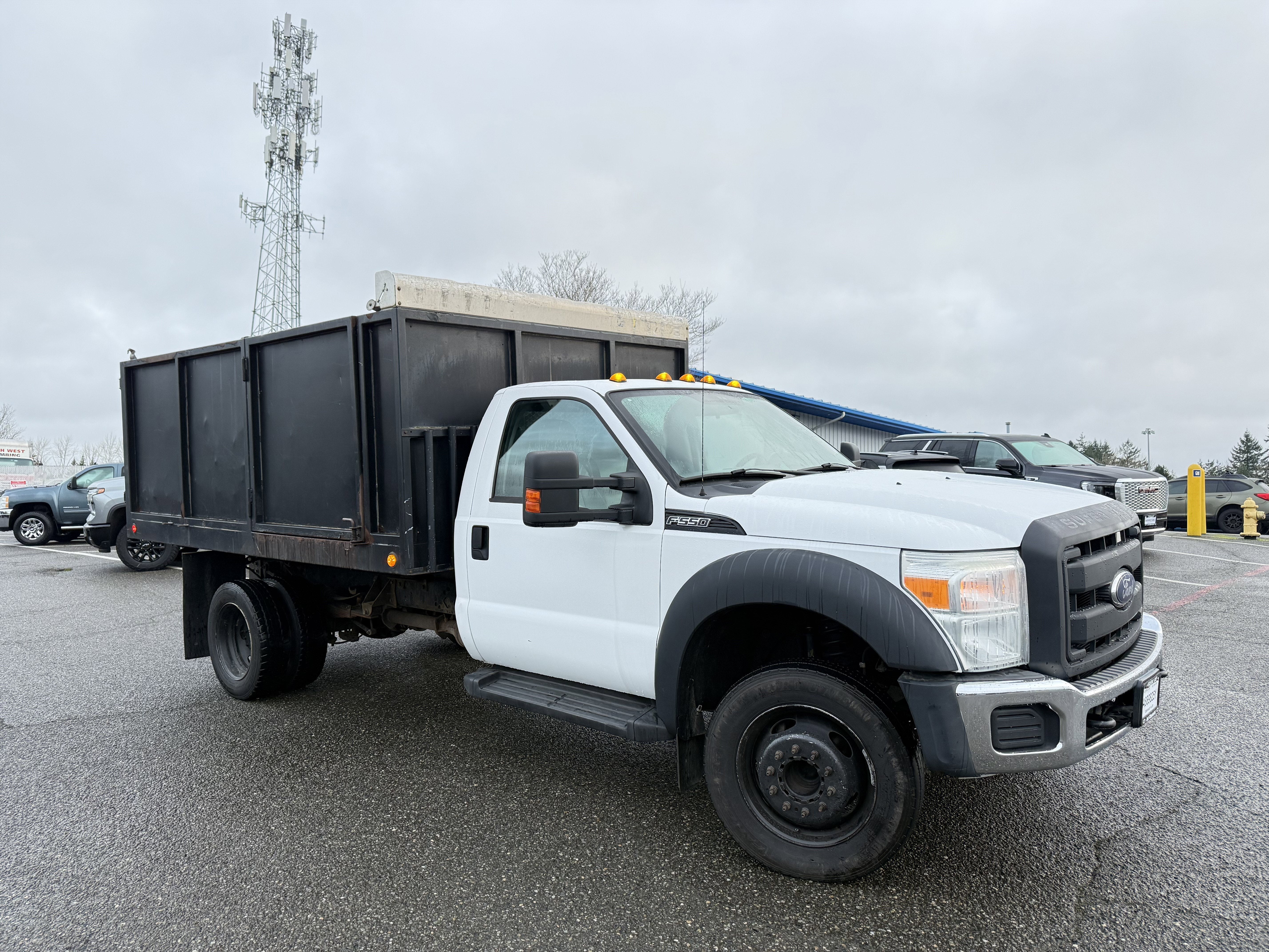 2014 Ford Super Duty F-550 DRW XL