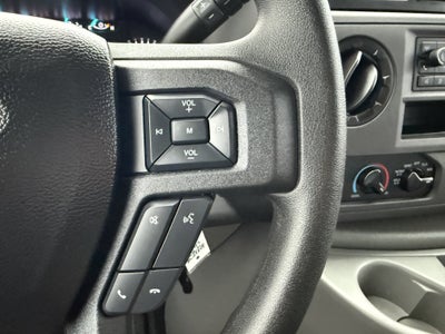 2022 Ford E-Series Cutaway E-350