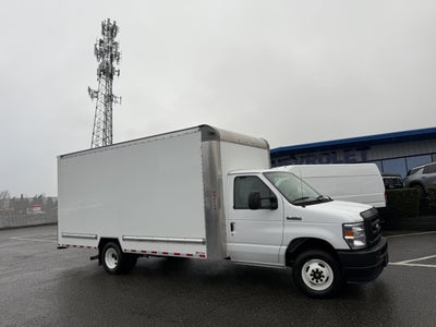 2022 Ford E-Series Cutaway E-350