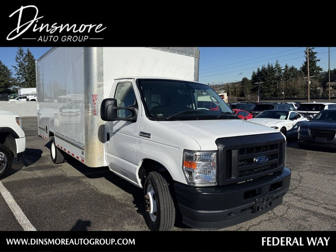 2022 Ford E-Series Cutaway E-350