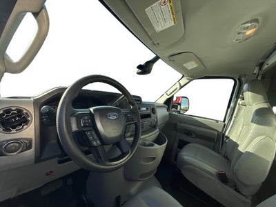 2023 Ford E-Series Cutaway E-350