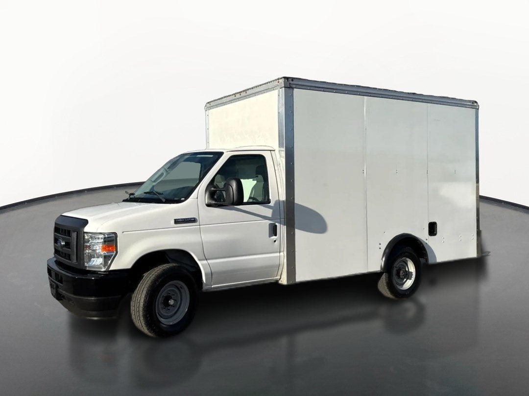 2023 Ford E-Series Cutaway E-350