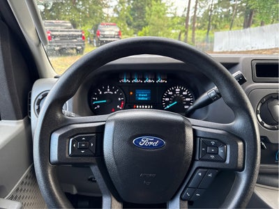 2022 Ford E-Series Cutaway E-350