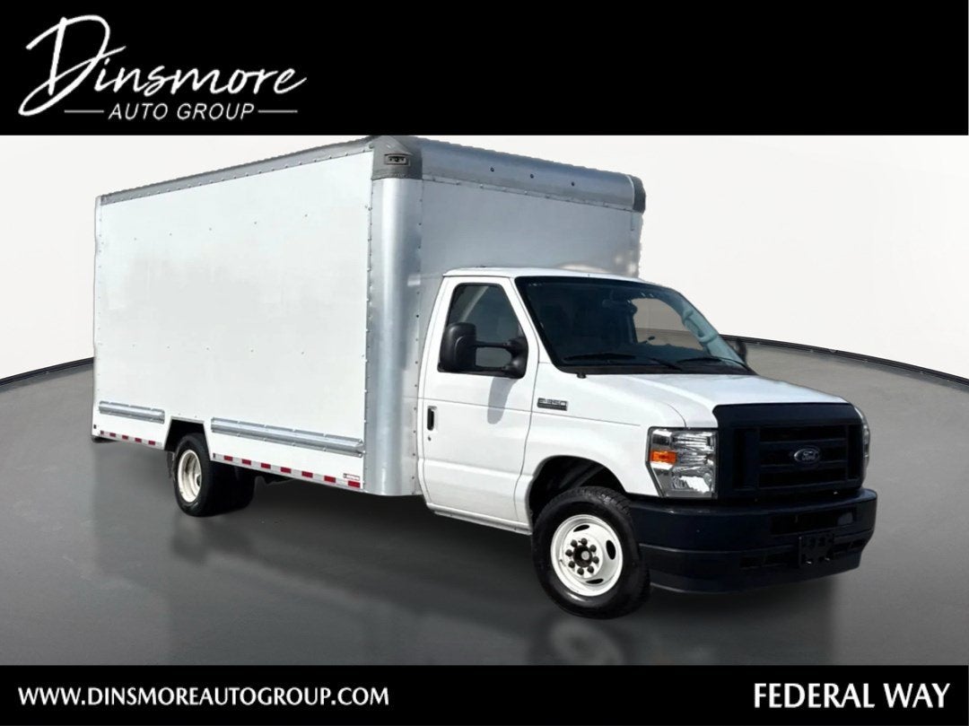 2022 Ford E-Series Cutaway E-350