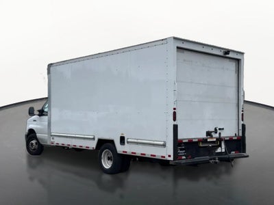 2022 Ford E-Series Cutaway E-350