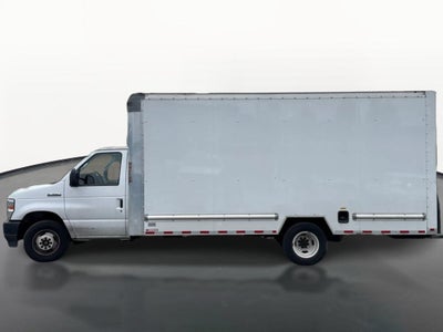 2022 Ford E-Series Cutaway E-350