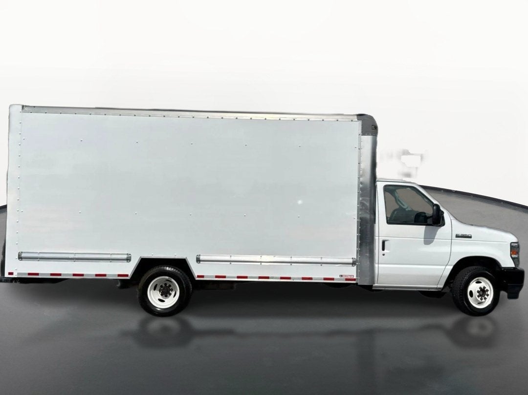 2023 Ford E-Series Cutaway E-350