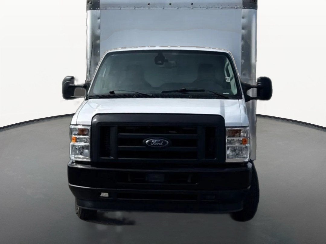 2023 Ford E-Series Cutaway E-350