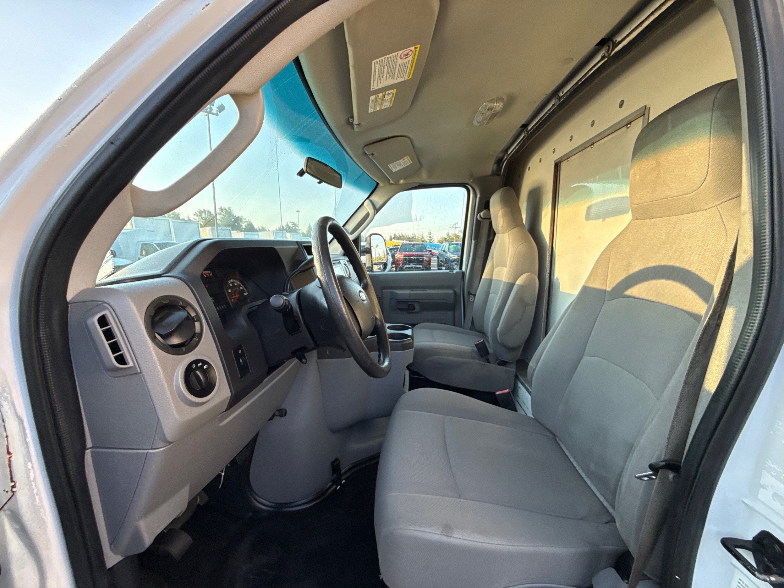 2015 Ford Econoline Commercial Cuta E-350 SUPER DUT