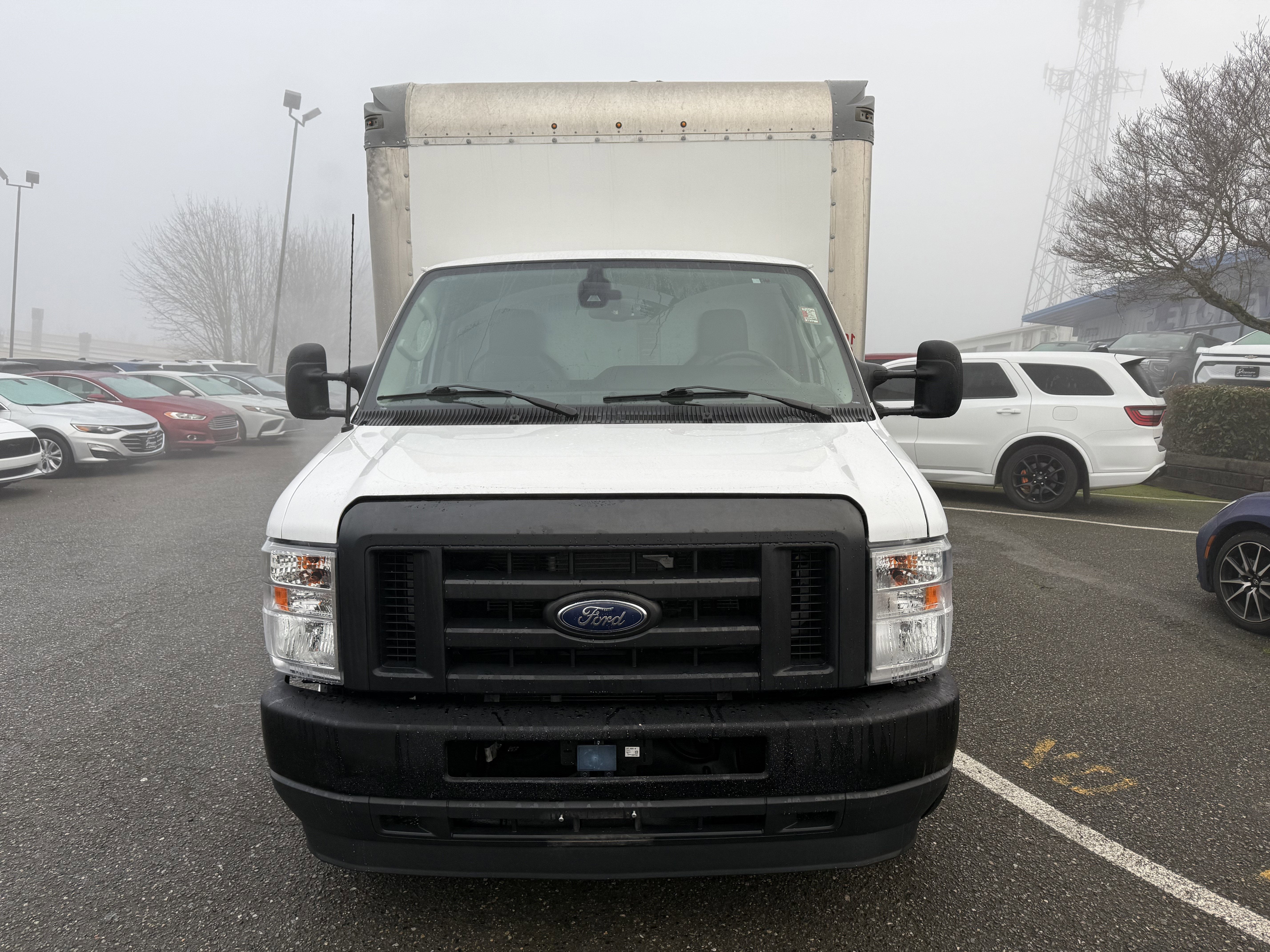 2024 Ford E-Series Cutaway E-350