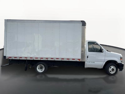 2024 Ford E-Series Cutaway E-350