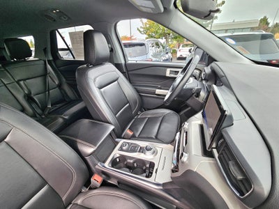 2024 Ford Explorer XLT