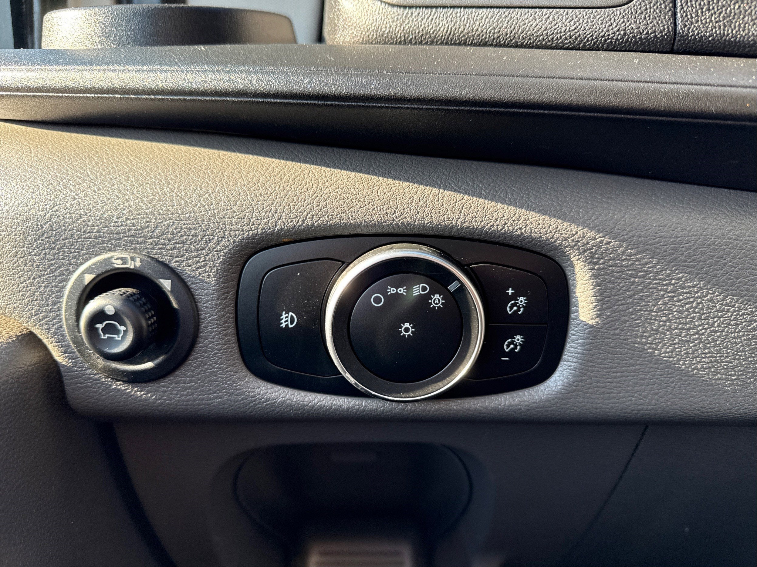 2020 Ford Transit Passenger Wagon XL