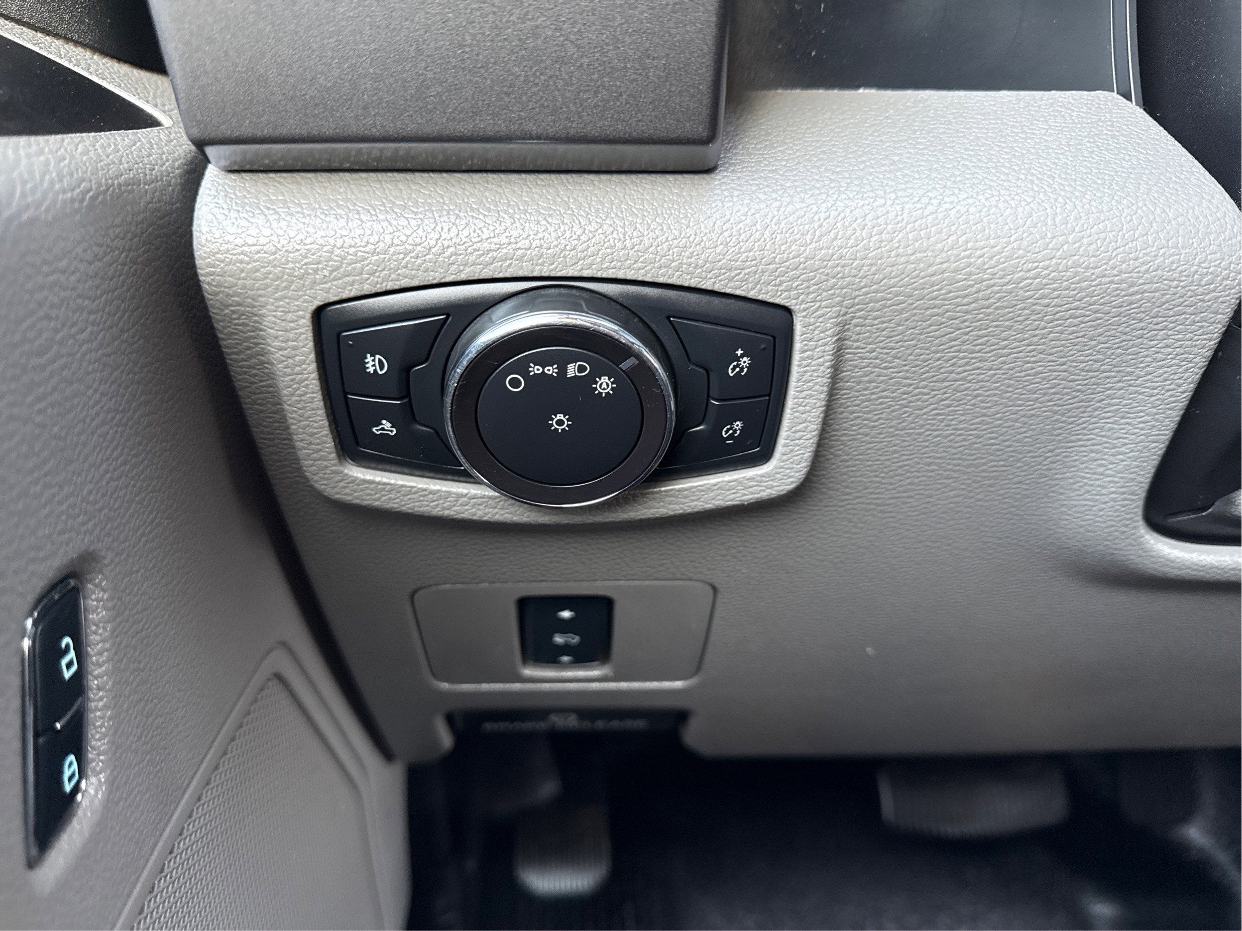 2017 Ford Super Duty F-350 SRW Platinum