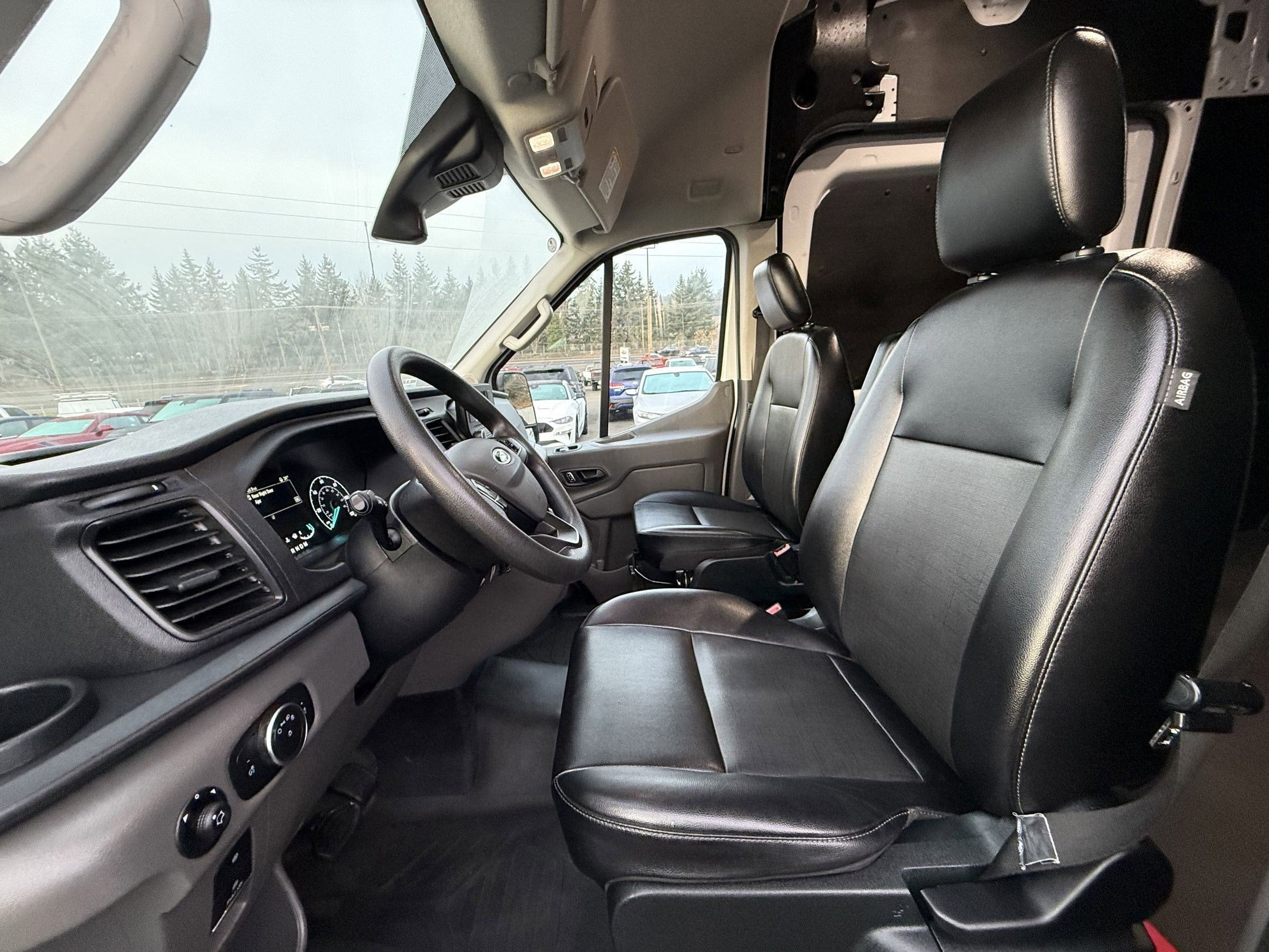 2023 Ford Transit Cargo Van T250 HI RF RWD