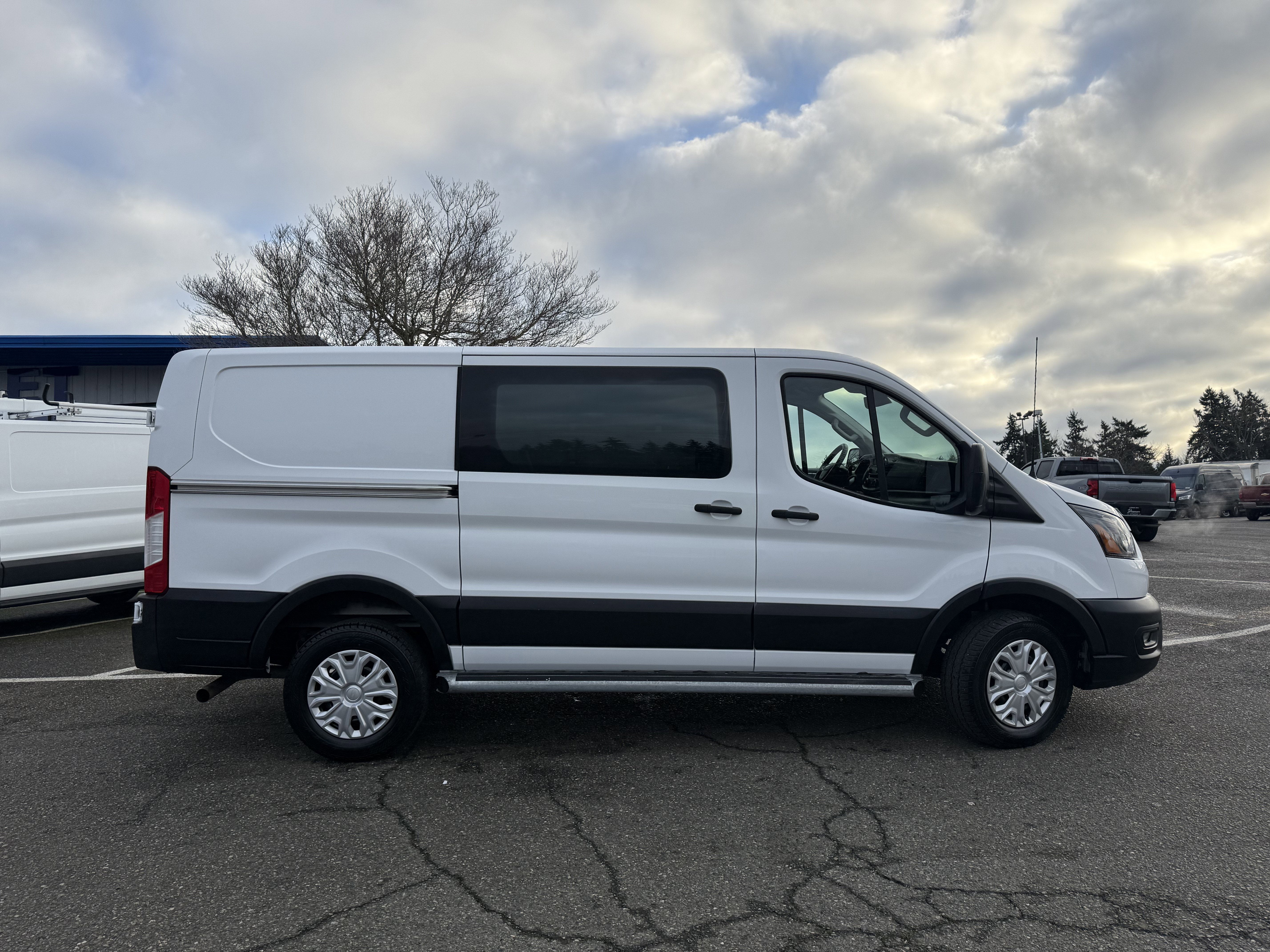 2024 Ford Transit Cargo Van T250 RWD LOW RF
