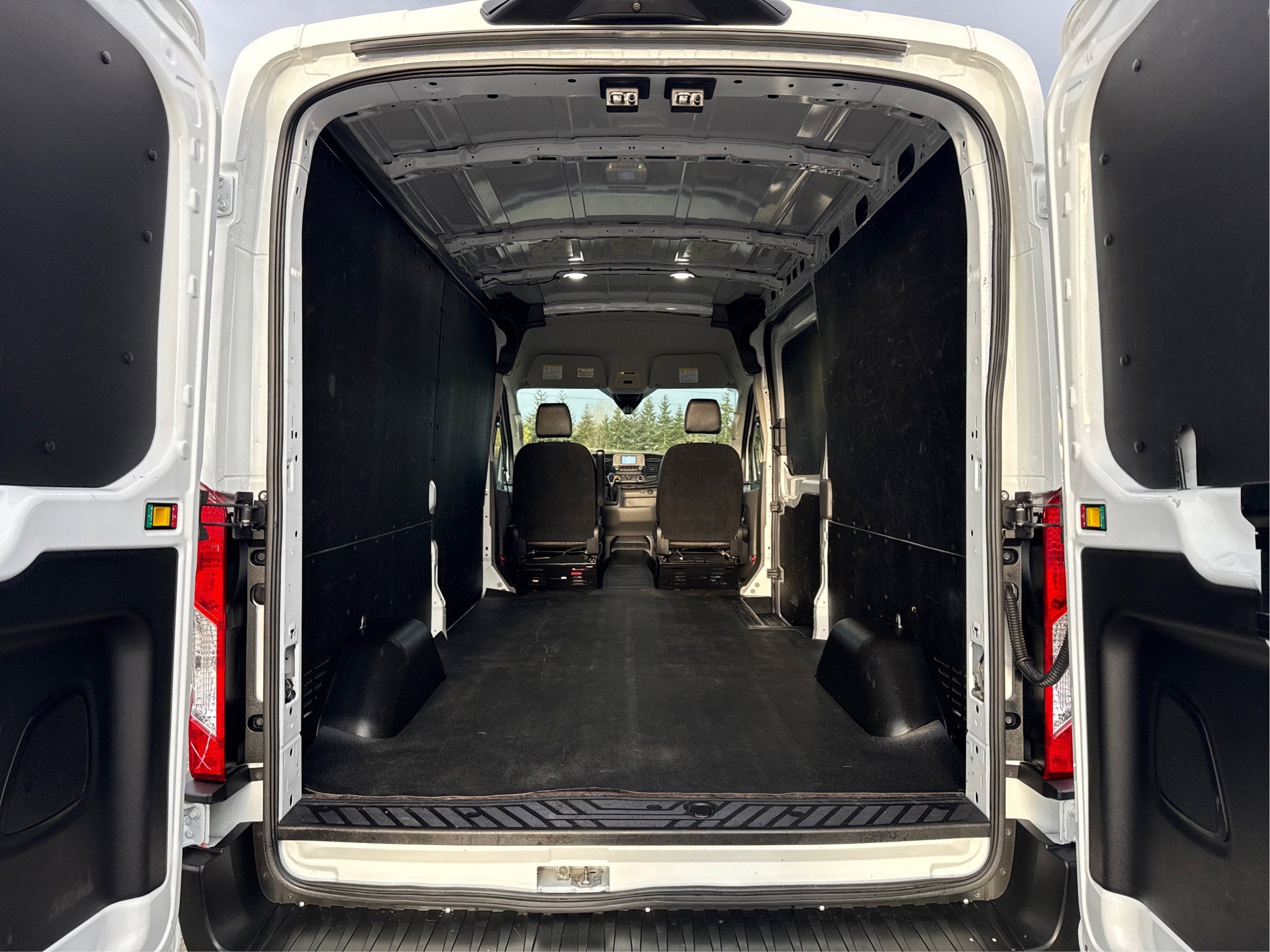 2023 Ford Transit Cargo Van T250 MED RF AWD