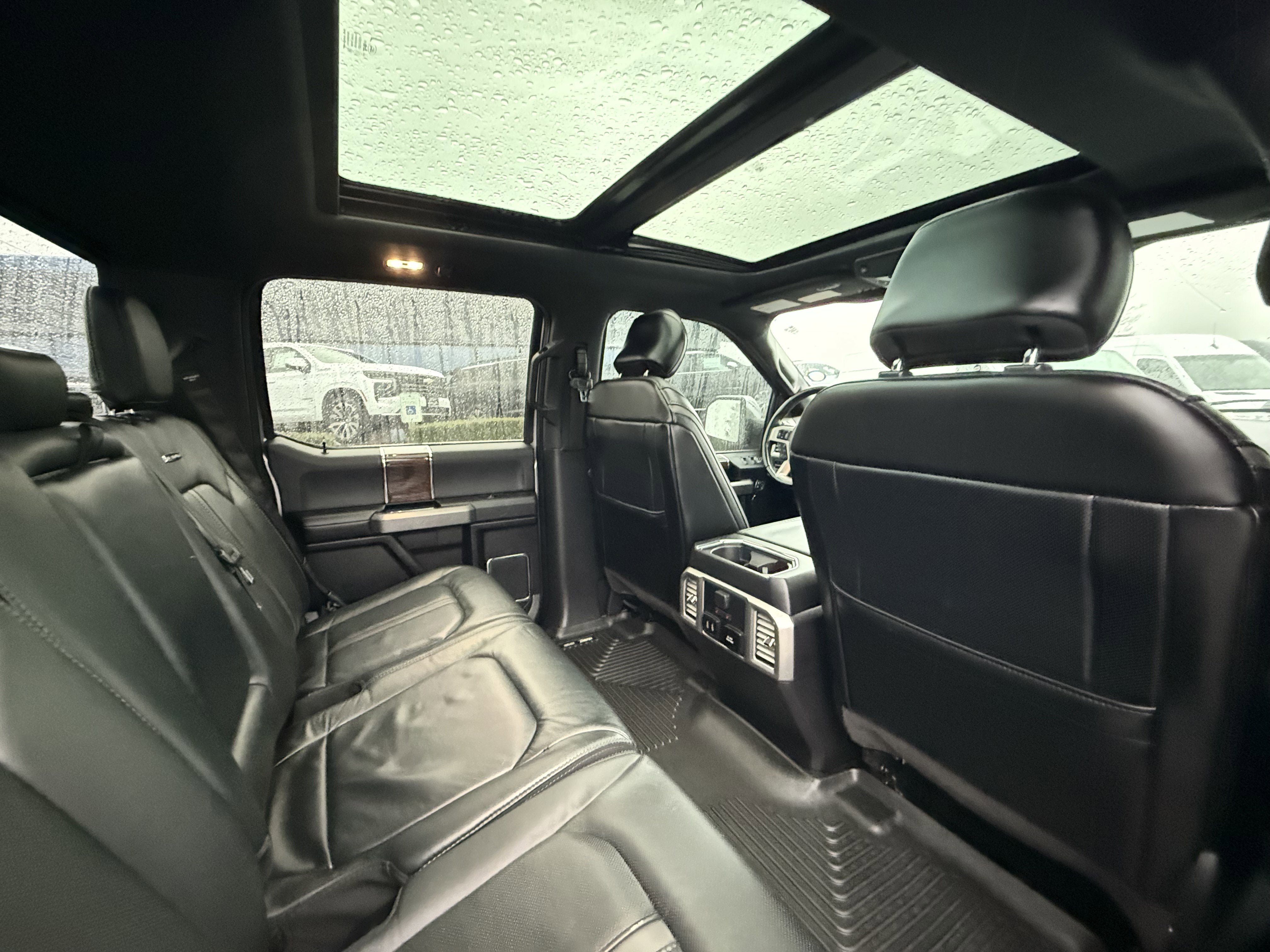 2017 Ford F-150 Platinum