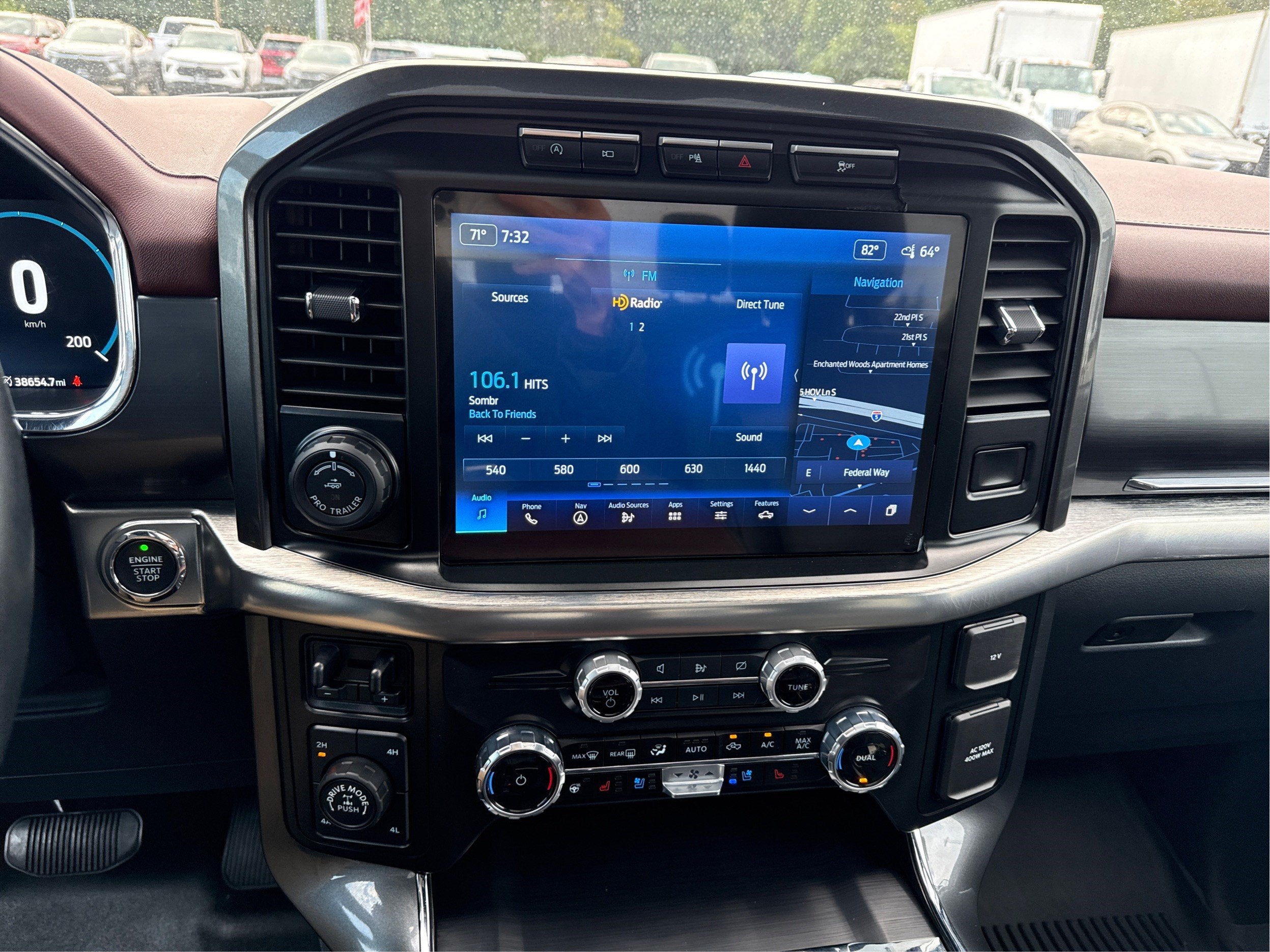 2023 Ford F-150 LARIAT