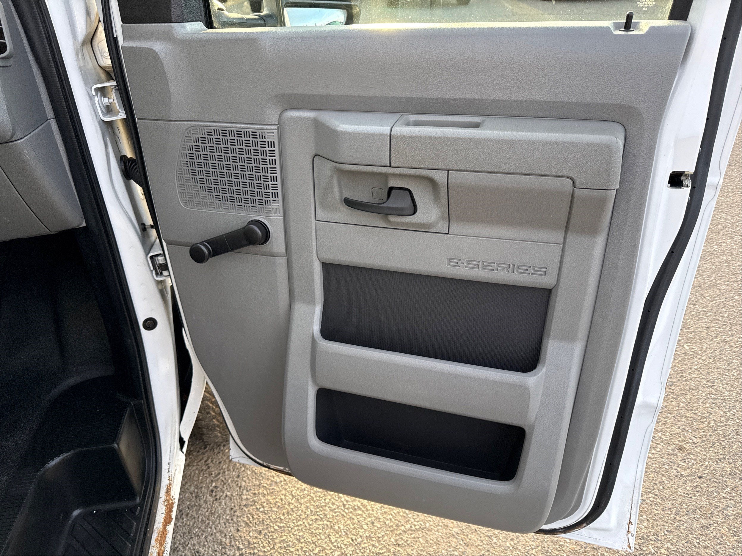 2010 Ford Econoline Cargo Van Commercial