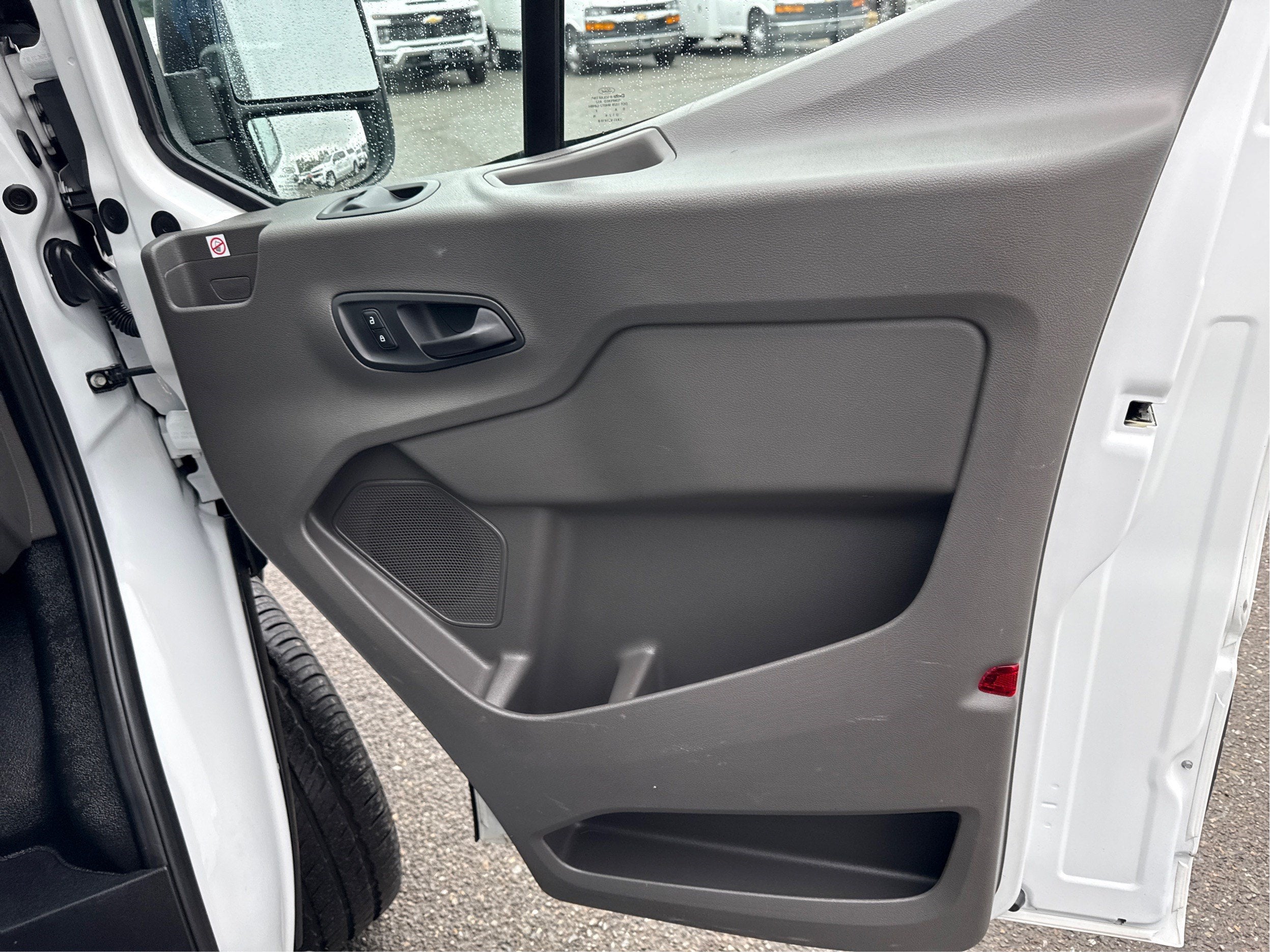 2020 Ford Transit Cargo Van T-150 MD RF RWD
