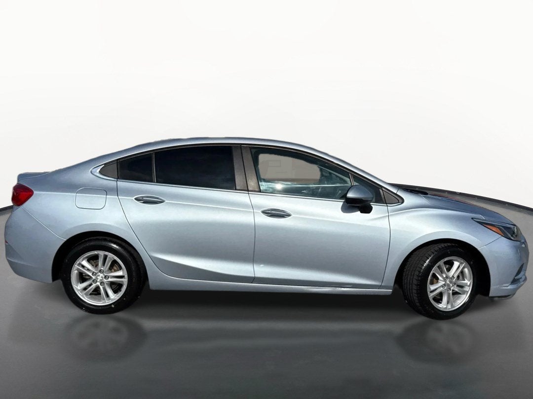 Used 2017 Chevrolet Cruze LT with VIN 1G1BE5SM1H7251676 for sale in Federal Way, WA