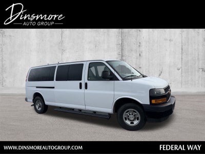 2023 Chevrolet Express Passenger 3500 1LS