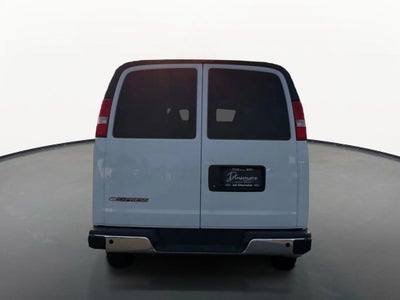 2024 Chevrolet Express Passenger 3500 1LT