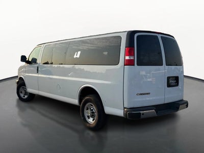 2024 Chevrolet Express Passenger 3500 1LT