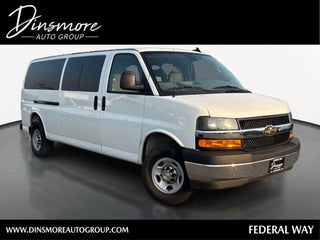 2024 Chevrolet Express Passenger 3500 1LT