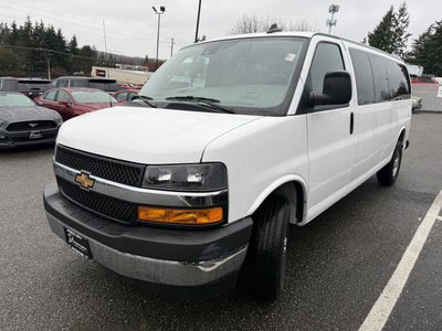 2024 Chevrolet Express Passenger 3500 1LT