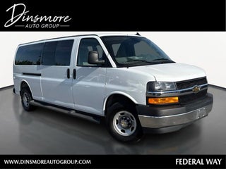 2025 Chevrolet Express Passenger 1LT