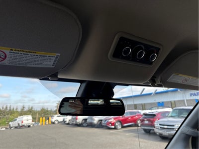 2025 Chevrolet Express Passenger 1LT