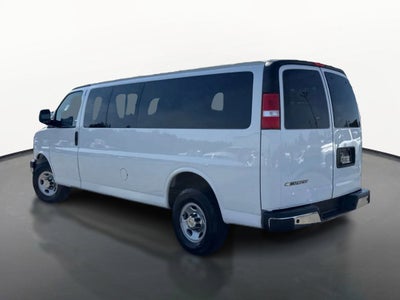 2024 Chevrolet Express Passenger 3500 1LT
