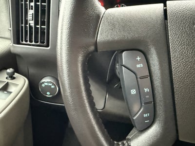 2022 Chevrolet Express Passenger 3500 1LT