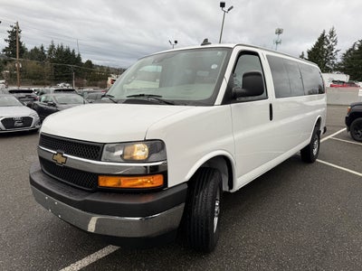 2022 Chevrolet Express Passenger 3500 1LT