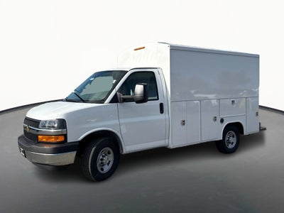 2026 Chevrolet Express Cutaway 3500 1WT