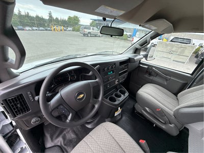 2026 Chevrolet Express Cutaway 3500 1WT