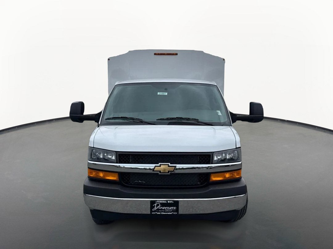 2026 Chevrolet Express Cutaway 3500 1WT