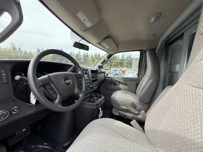 2024 Chevrolet Express Cutaway 3500 1WT