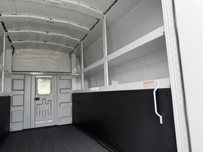 2024 Chevrolet Express Cutaway 3500 1WT