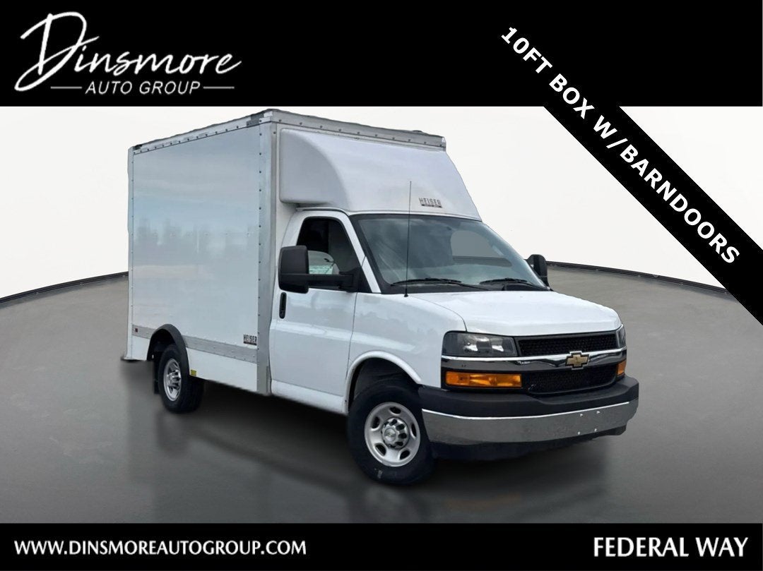 2025 Chevrolet Express Cutaway 3500 1WT