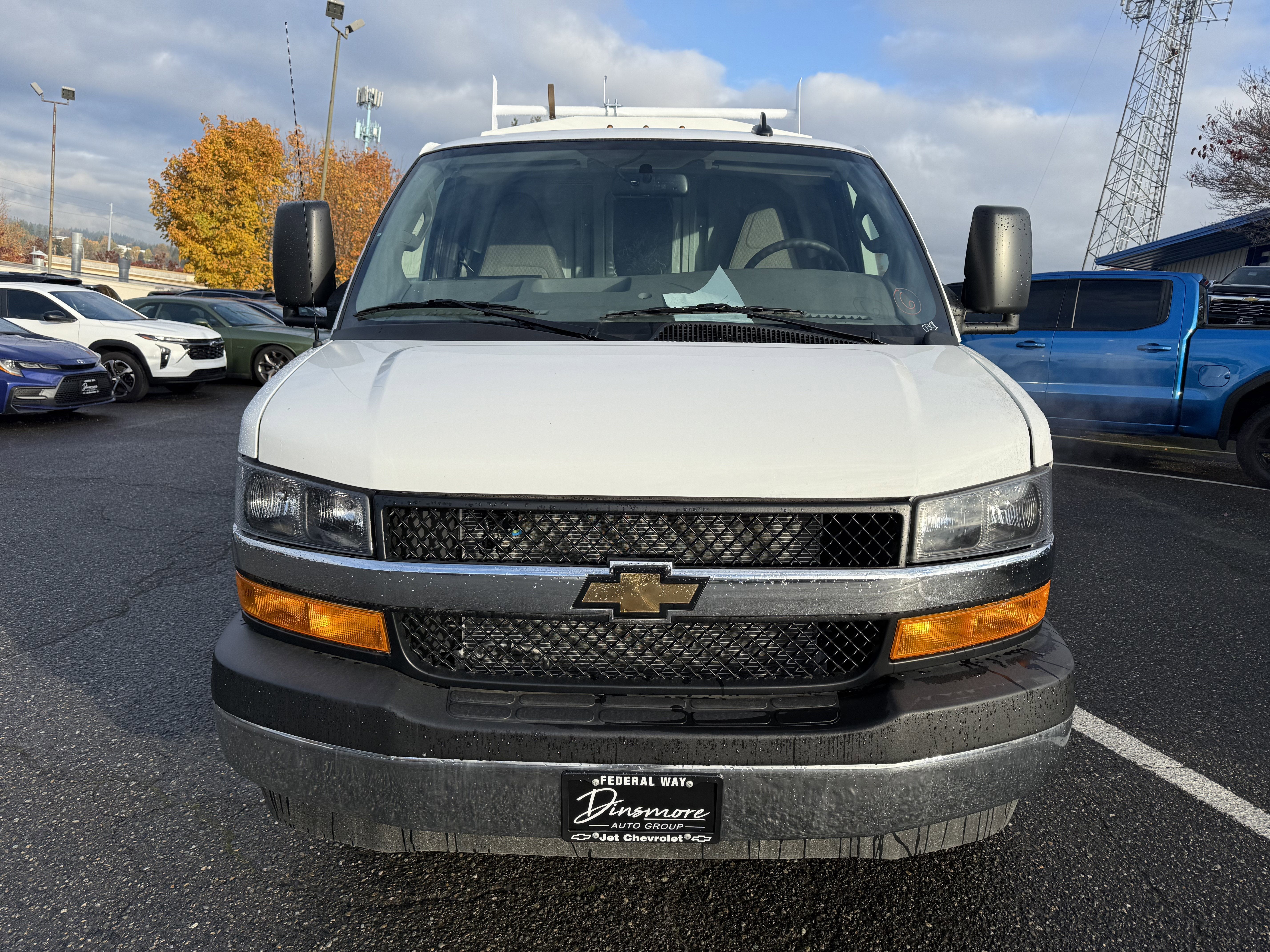 2025 Chevrolet Express Cutaway 3500 1WT